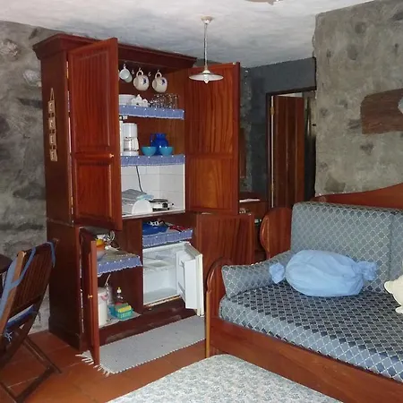 Casas Da Terca Farm stay Ribeira Brava