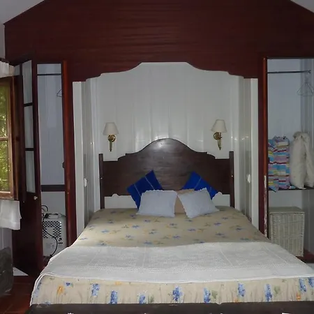 Casas Da Terca ריביירה בראבה